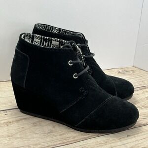 Toms Boots Womens Desert Wedge Heels‎ Ankle Booties Sz 6.5 Black Suede Lace Up